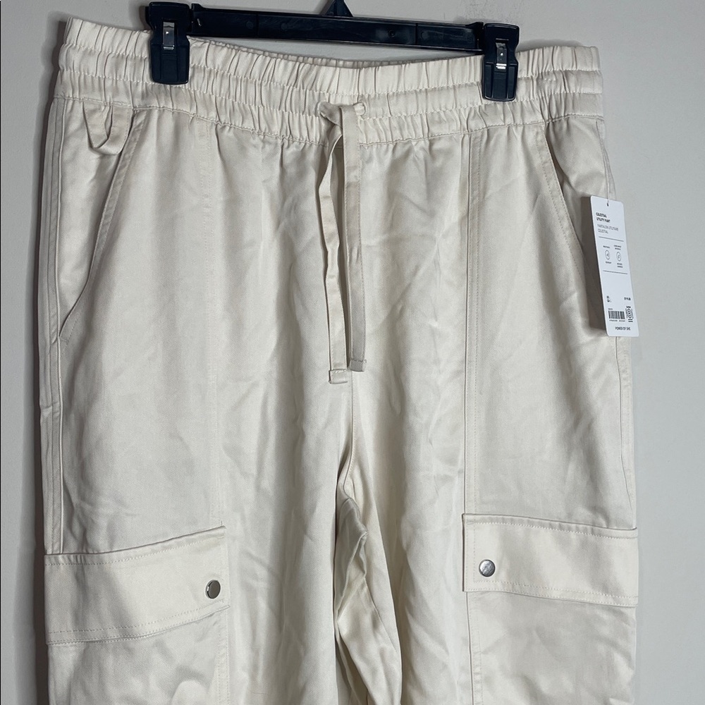 Athleta | Women’s Beige Celestial Utility Cargo Pants Size Large NWT - Picture 3 of 10